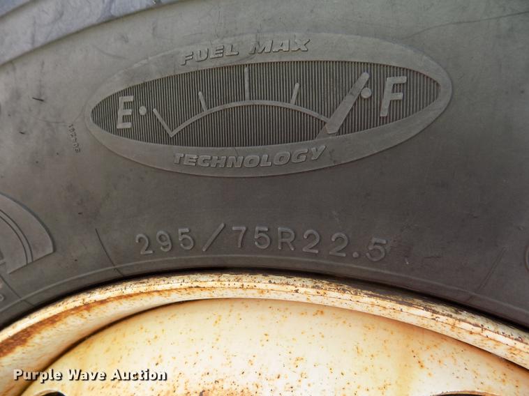 image for item ER9119 2001 Sterling LT7501 dump truck