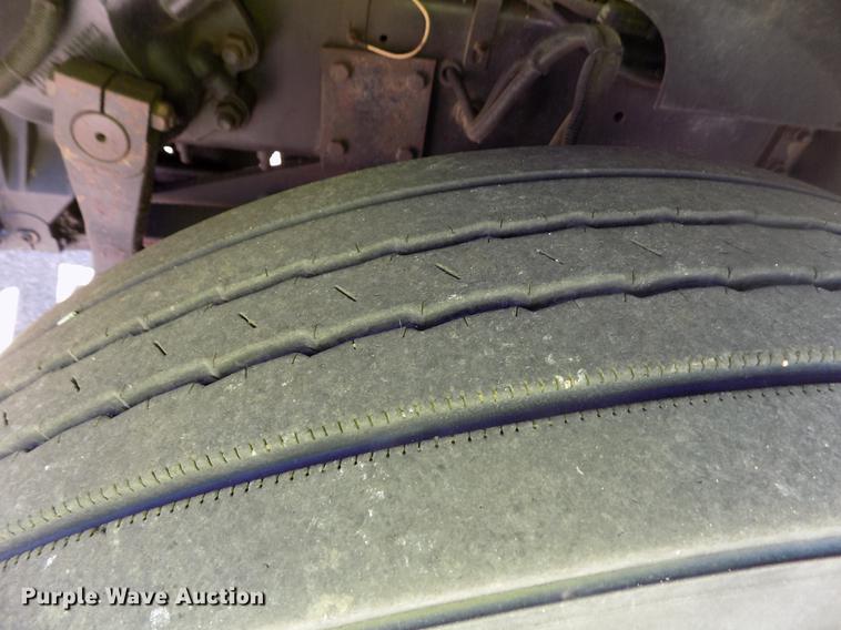 image for item ER9119 2001 Sterling LT7501 dump truck