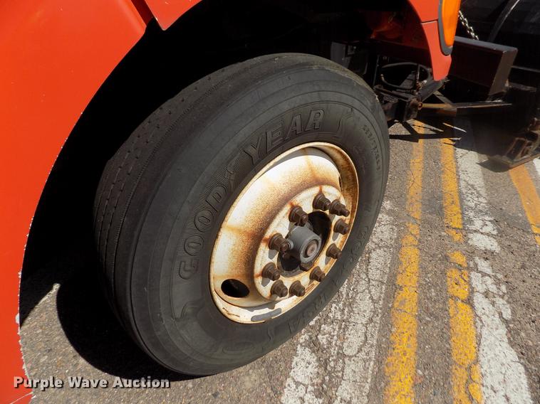 image for item ER9119 2001 Sterling LT7501 dump truck