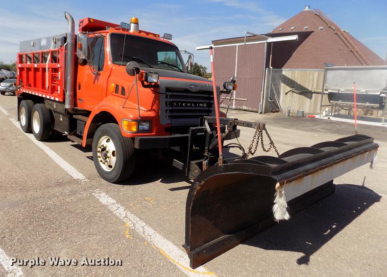 image for item ER9120 2001 Sterling LT7501 dump truck