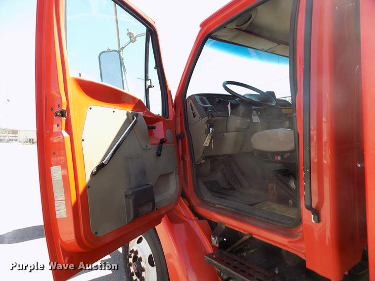 image for item ER9120 2001 Sterling LT7501 dump truck