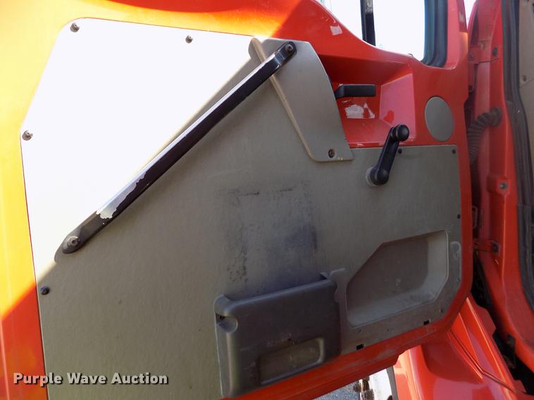 image for item ER9120 2001 Sterling LT7501 dump truck