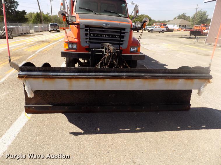 image for item ER9120 2001 Sterling LT7501 dump truck