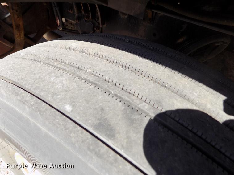 image for item ER9120 2001 Sterling LT7501 dump truck