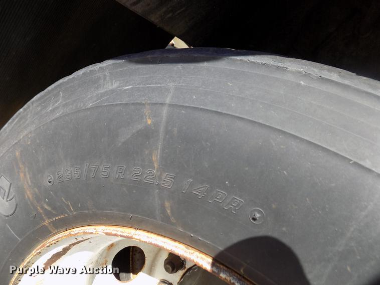 image for item ER9120 2001 Sterling LT7501 dump truck