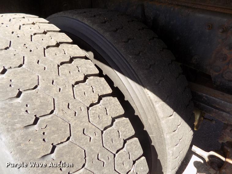 image for item ER9120 2001 Sterling LT7501 dump truck