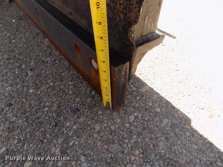 image for item ER9120 2001 Sterling LT7501 dump truck