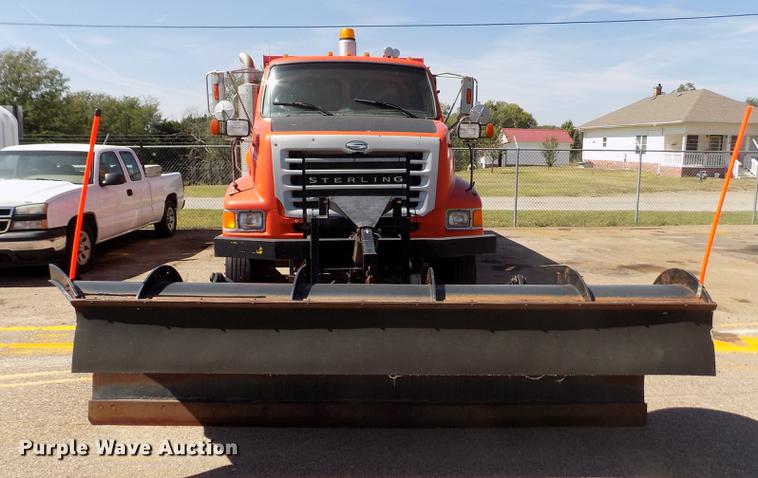 image for item ER9121 2003 Sterling LT7501 dump truck