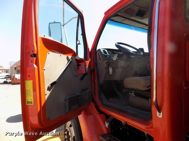 image for item ER9121 2003 Sterling LT7501 dump truck