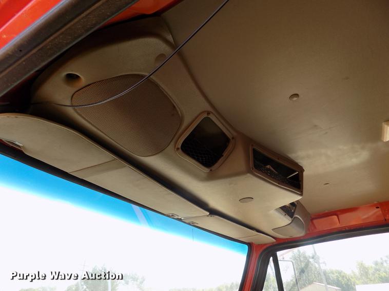 image for item ER9121 2003 Sterling LT7501 dump truck