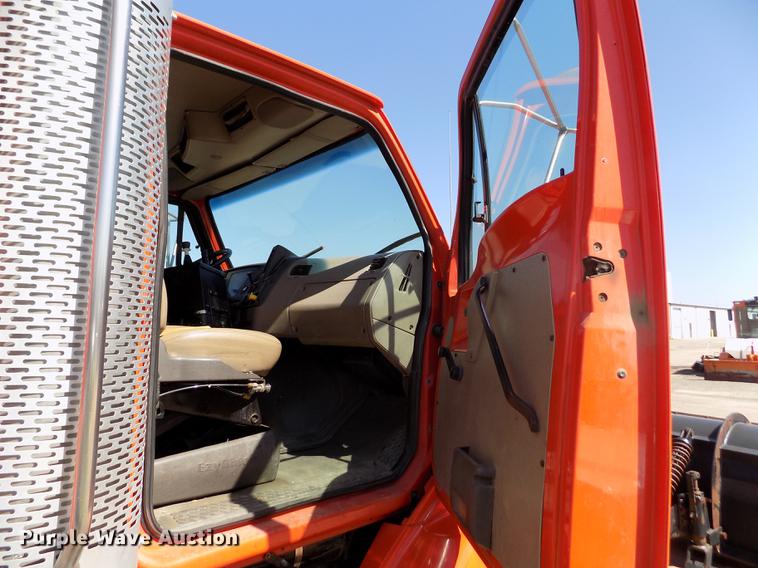 image for item ER9121 2003 Sterling LT7501 dump truck