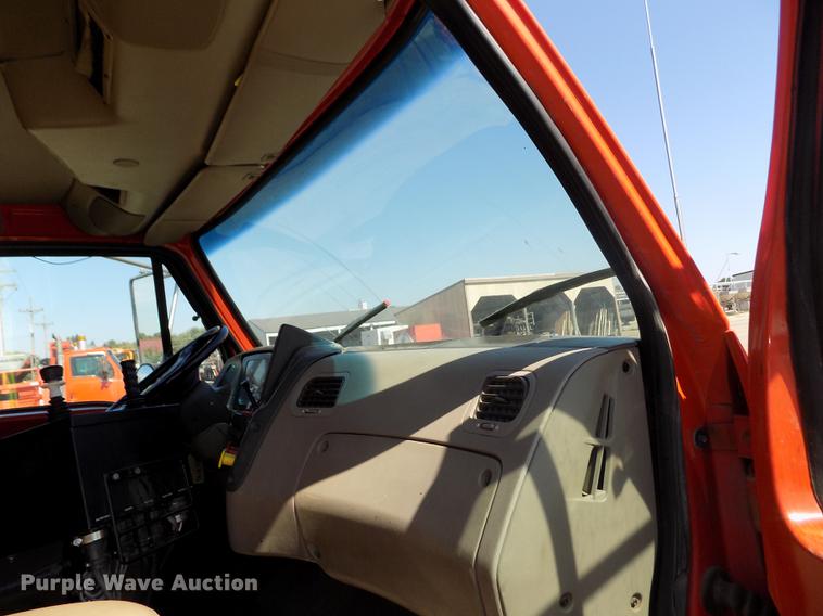 image for item ER9121 2003 Sterling LT7501 dump truck