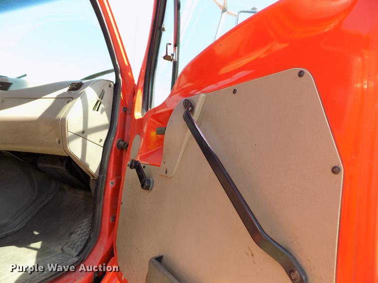 image for item ER9121 2003 Sterling LT7501 dump truck