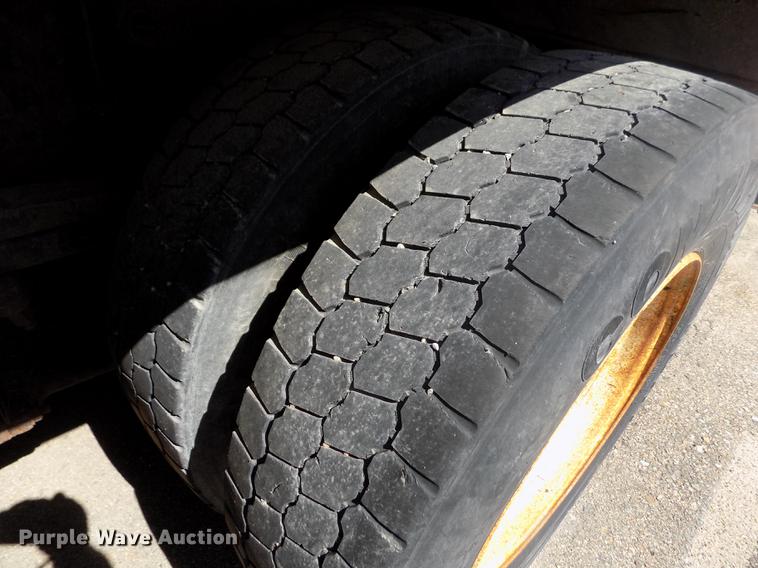 image for item ER9121 2003 Sterling LT7501 dump truck