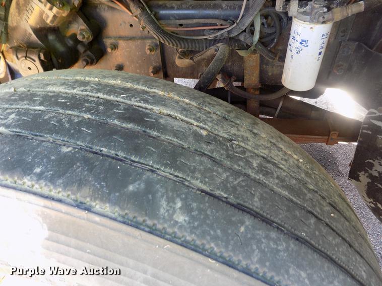 image for item ER9121 2003 Sterling LT7501 dump truck