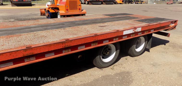 image for item ER9122 2001 Trail-Eze LE60SA tilt deck equipment trailer