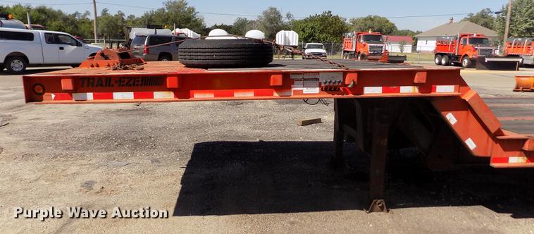 image for item ER9122 2001 Trail-Eze LE60SA tilt deck equipment trailer