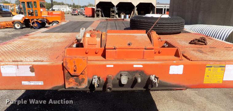 image for item ER9122 2001 Trail-Eze LE60SA tilt deck equipment trailer