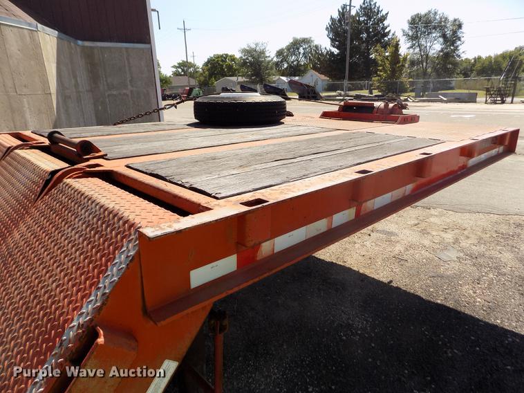 image for item ER9122 2001 Trail-Eze LE60SA tilt deck equipment trailer