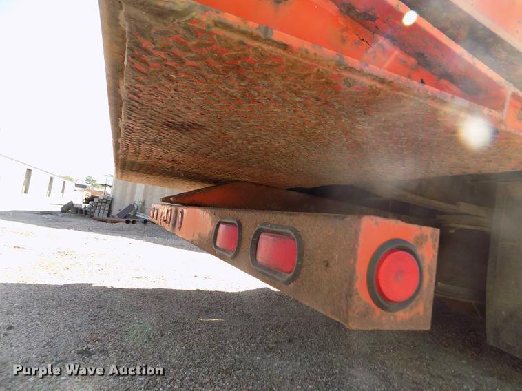 image for item ER9122 2001 Trail-Eze LE60SA tilt deck equipment trailer