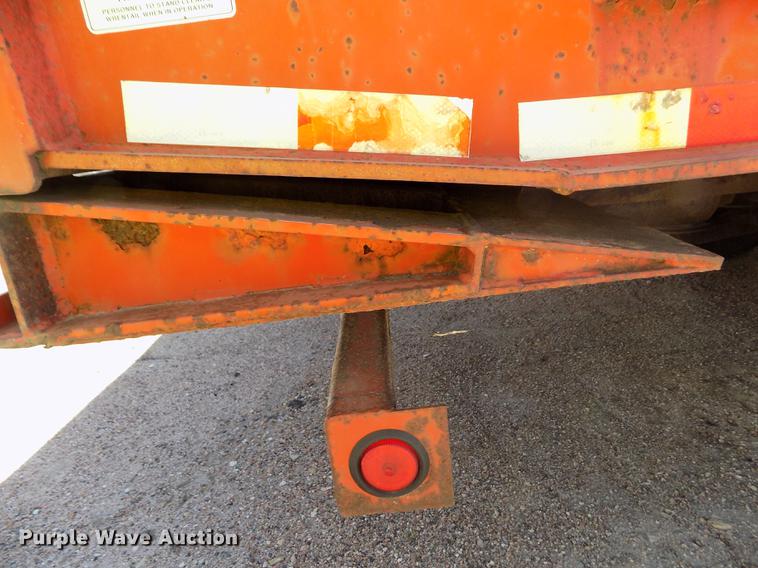 image for item ER9122 2001 Trail-Eze LE60SA tilt deck equipment trailer