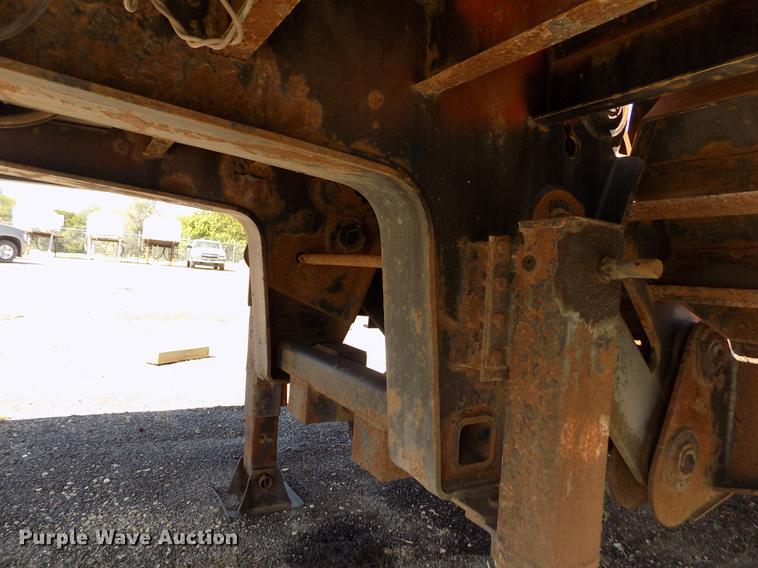 image for item ER9122 2001 Trail-Eze LE60SA tilt deck equipment trailer