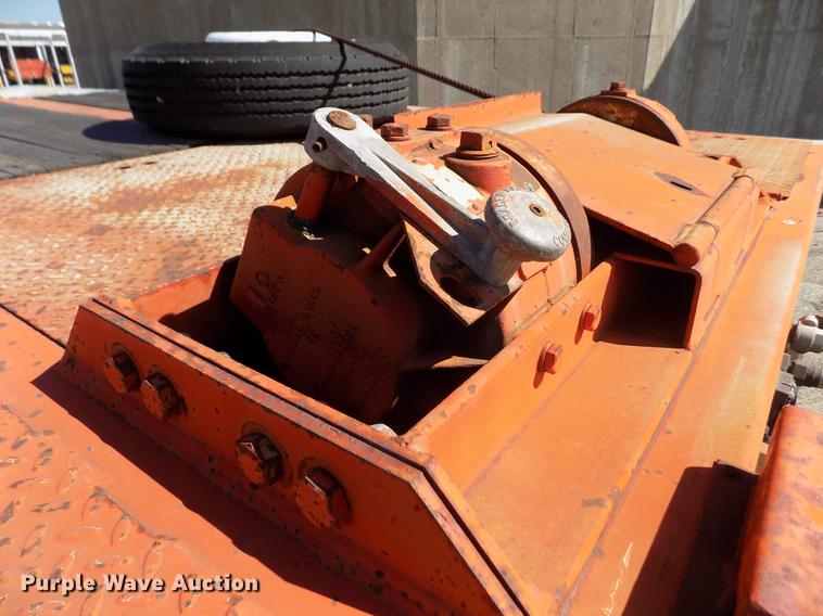 image for item ER9122 2001 Trail-Eze LE60SA tilt deck equipment trailer