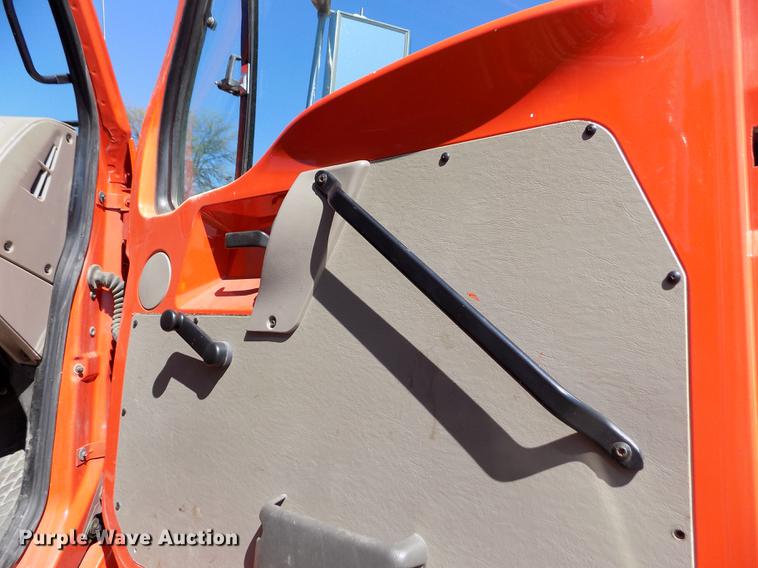 image for item ER9131 2006 Sterling LT7501 dump truck