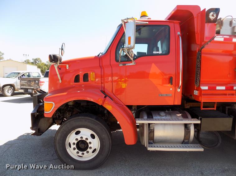 image for item ER9131 2006 Sterling LT7501 dump truck