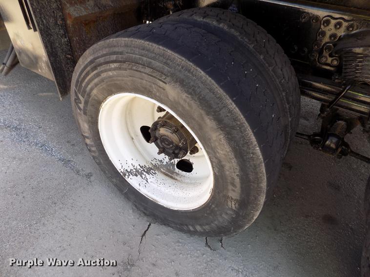 image for item ER9131 2006 Sterling LT7501 dump truck