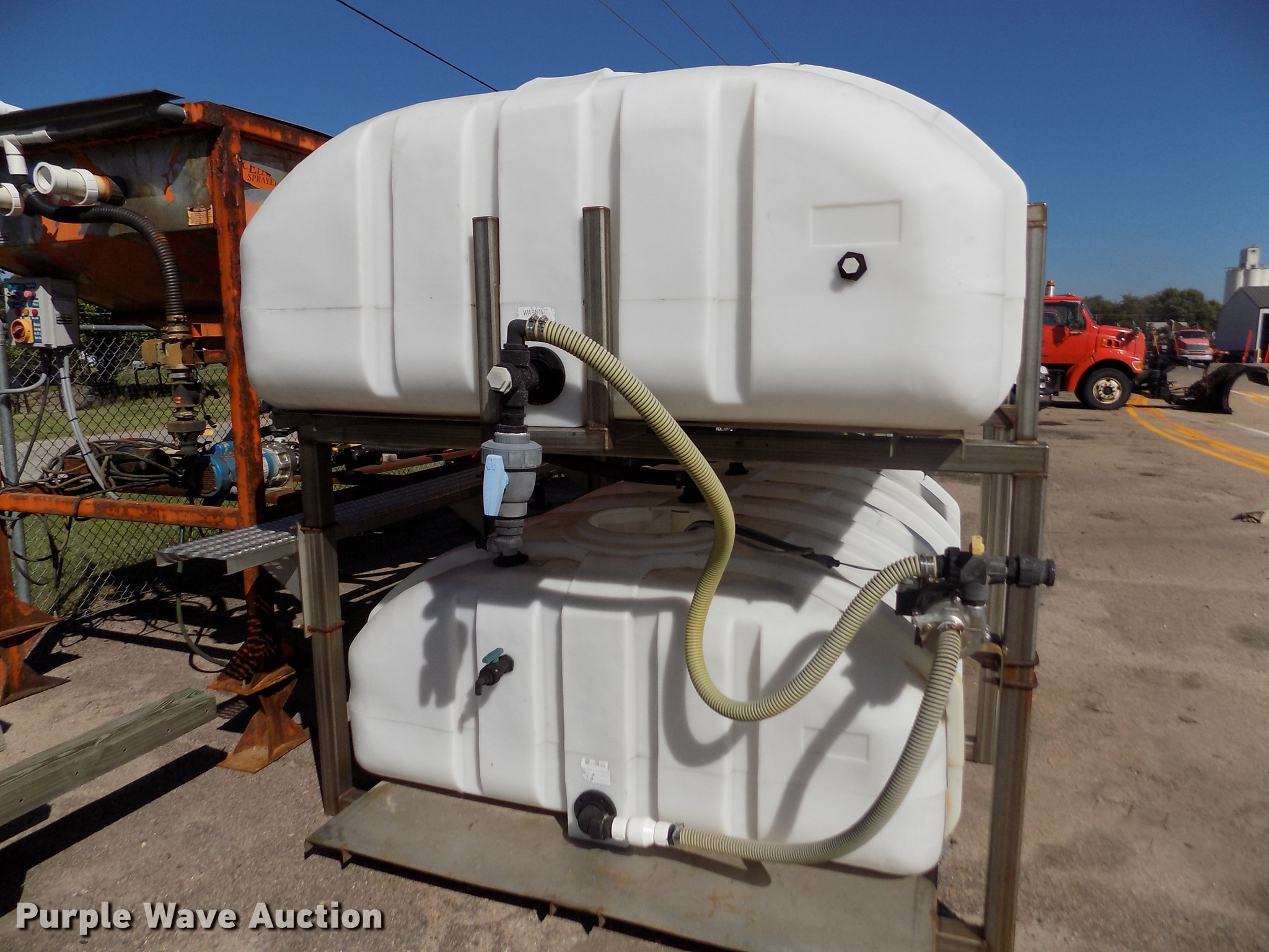 1999 Sprayer Specialties SB1400SS salt brine maker in Norton, KS Item