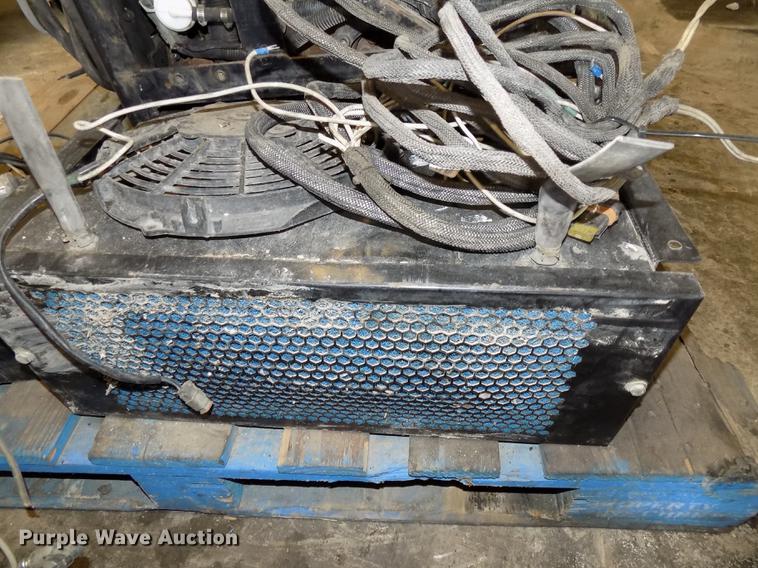 image for item DB8547 (3) Thermo King TriPac auxiliary power units