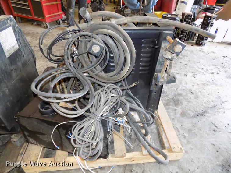 image for item DB8547 (3) Thermo King TriPac auxiliary power units