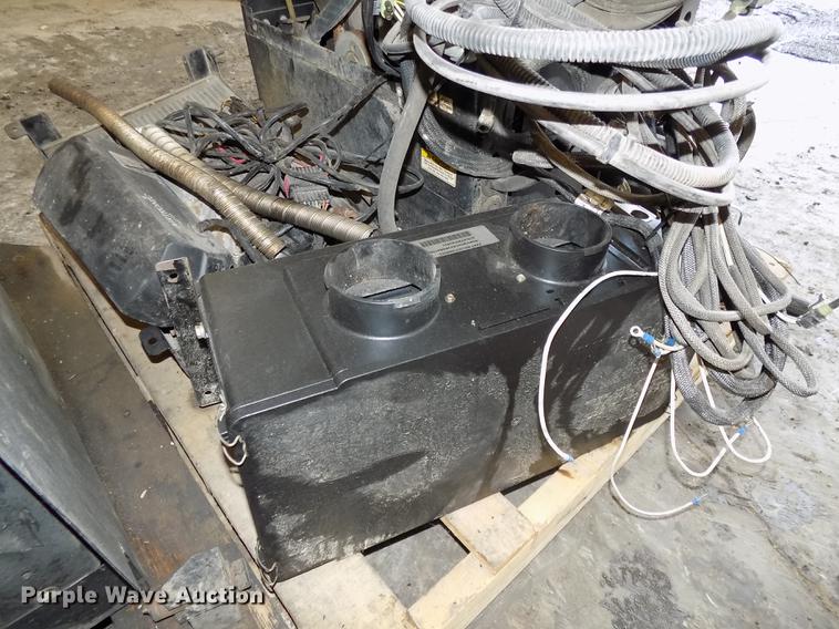 image for item DB8547 (3) Thermo King TriPac auxiliary power units