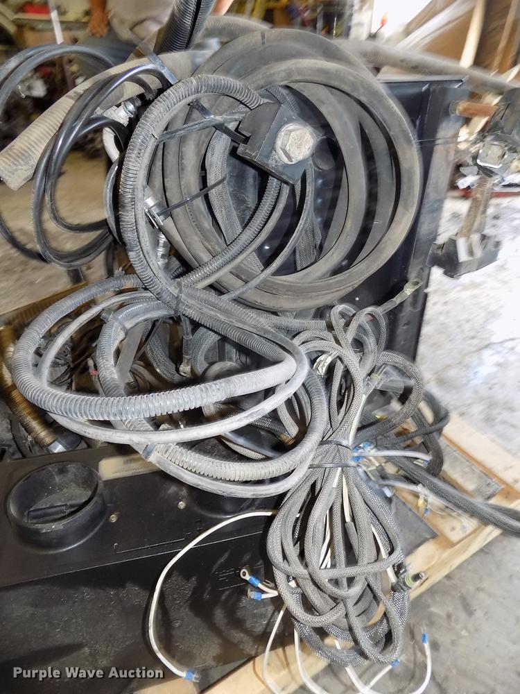 image for item DB8547 (3) Thermo King TriPac auxiliary power units