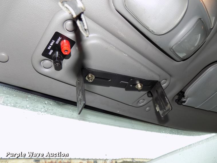 image for item DB8564 2013 Peterbilt 587 semi truck