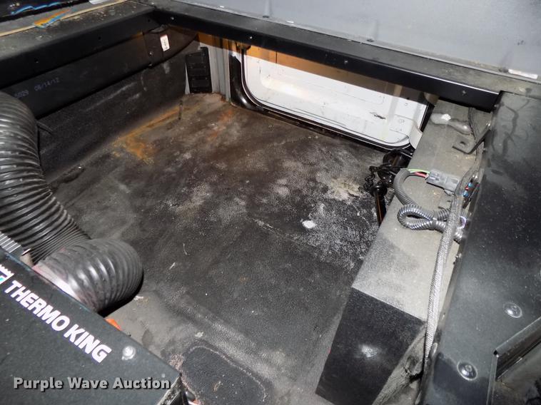 image for item DB8564 2013 Peterbilt 587 semi truck