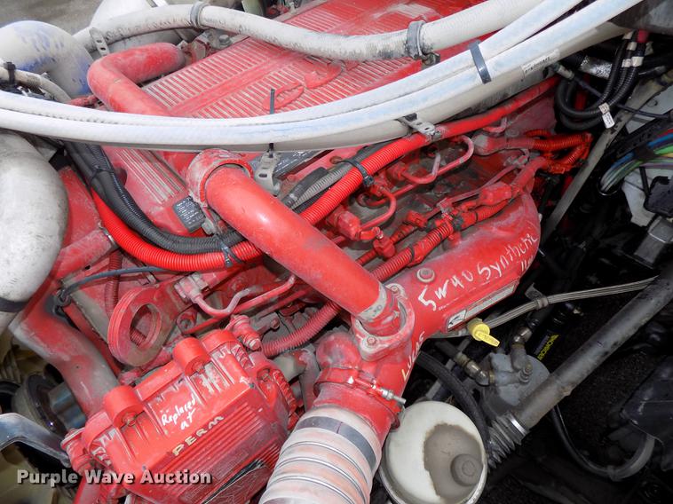 image for item DB8564 2013 Peterbilt 587 semi truck