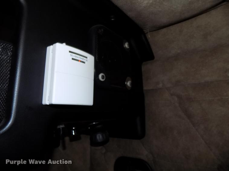 image for item DB8579 2007 Freightliner FLD132 XL Classic semi truck