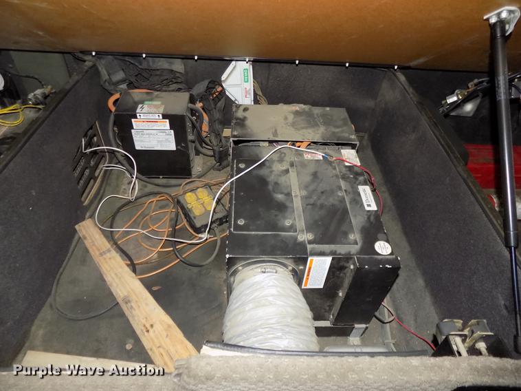 image for item DB8579 2007 Freightliner FLD132 XL Classic semi truck