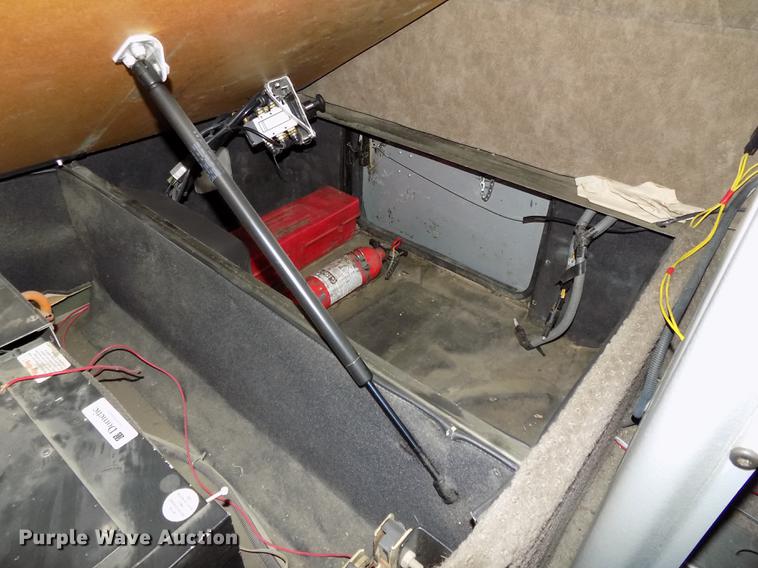 image for item DB8579 2007 Freightliner FLD132 XL Classic semi truck