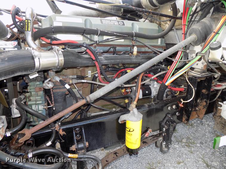 image for item DB8579 2007 Freightliner FLD132 XL Classic semi truck