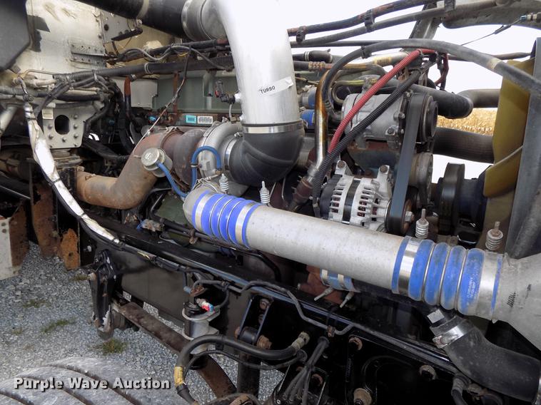 image for item DB8579 2007 Freightliner FLD132 XL Classic semi truck