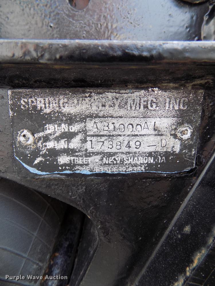 image for item DB8579 2007 Freightliner FLD132 XL Classic semi truck