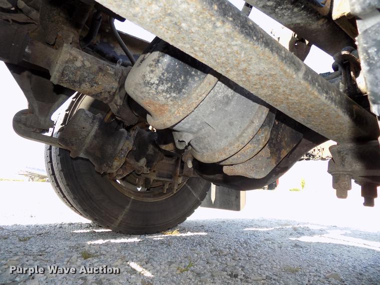 image for item DB8579 2007 Freightliner FLD132 XL Classic semi truck