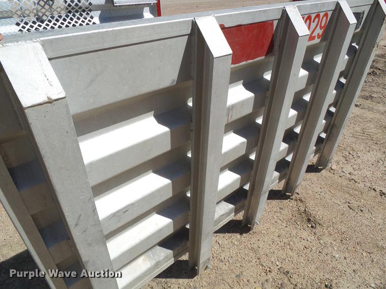 image for item DD5883 (2) headache racks