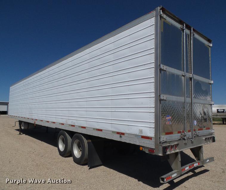image for item DD5886 2006 Utility VS2RA 3000R refrigerated van trailer
