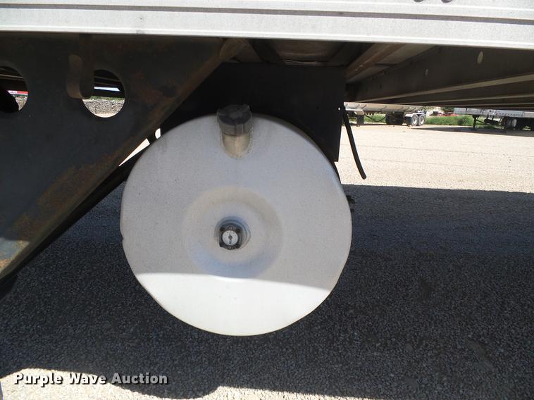 image for item DD5886 2006 Utility VS2RA 3000R refrigerated van trailer