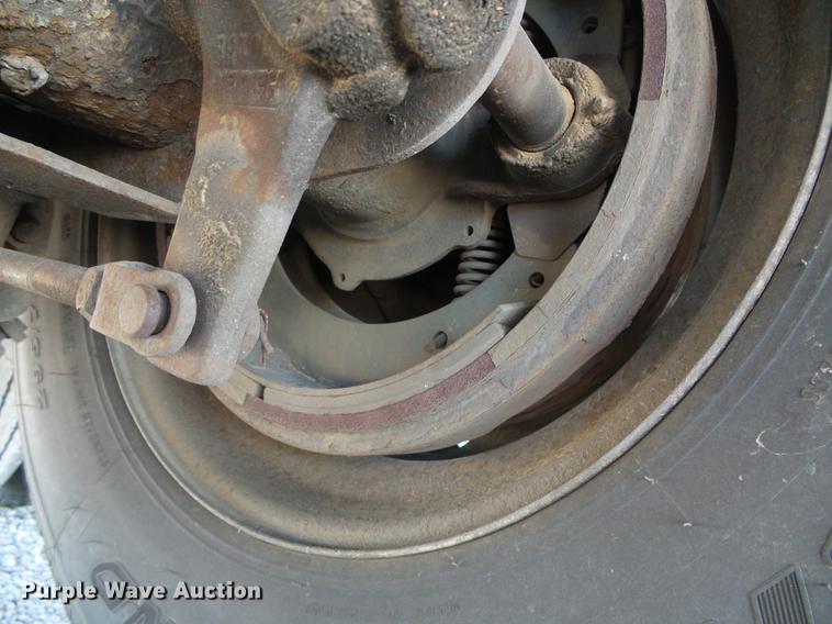 image for item DD5886 2006 Utility VS2RA 3000R refrigerated van trailer