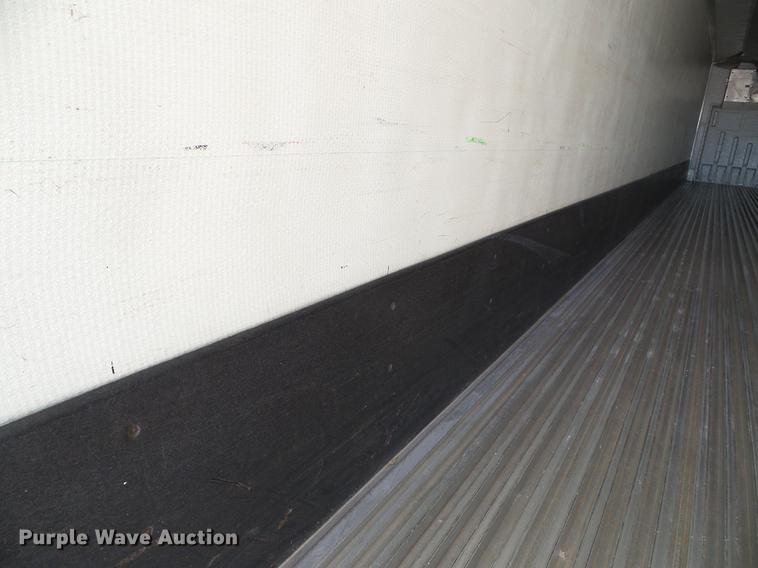 image for item DD5886 2006 Utility VS2RA 3000R refrigerated van trailer